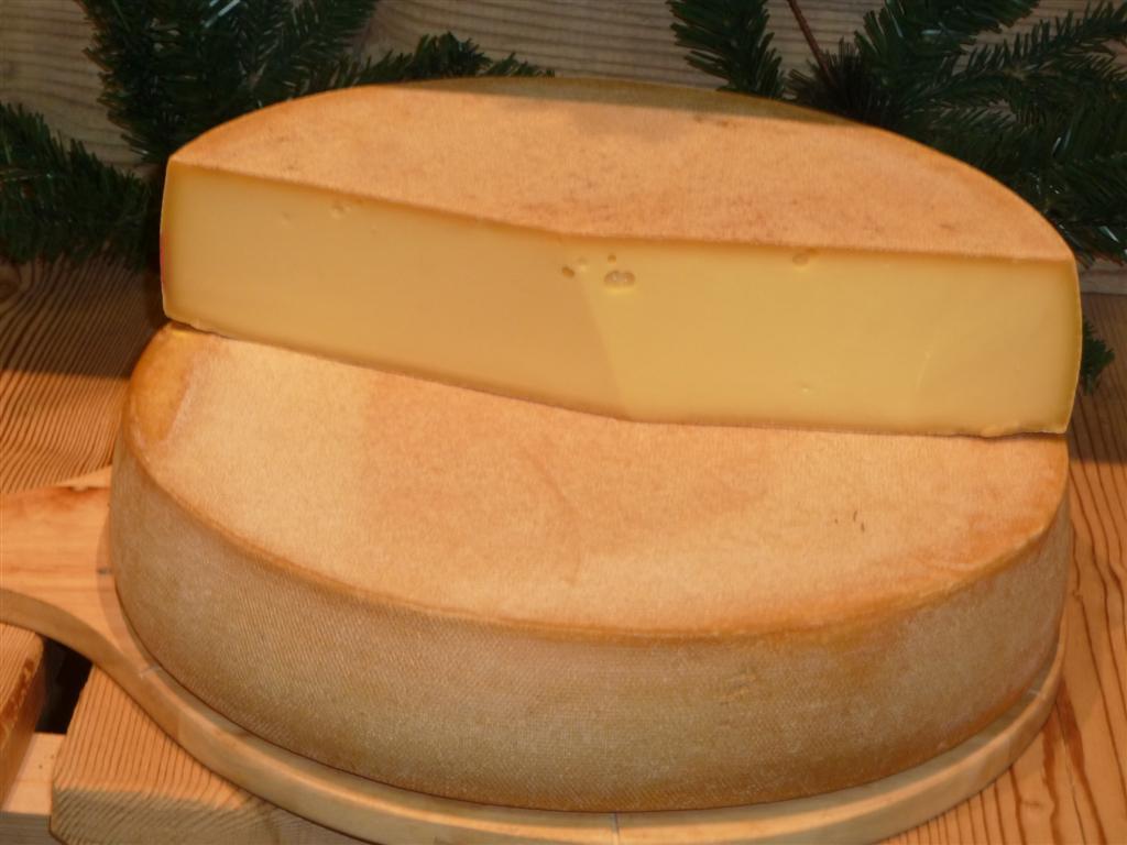 Nos produits laitiers - La Raclette - Nos produits laitiers - La Raclette -  La Raclette du Jura